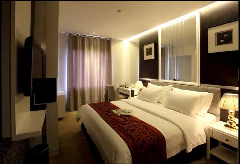 Gino Feruci Braga by KAGUM Hotels Bandung Pokój zdjęcie